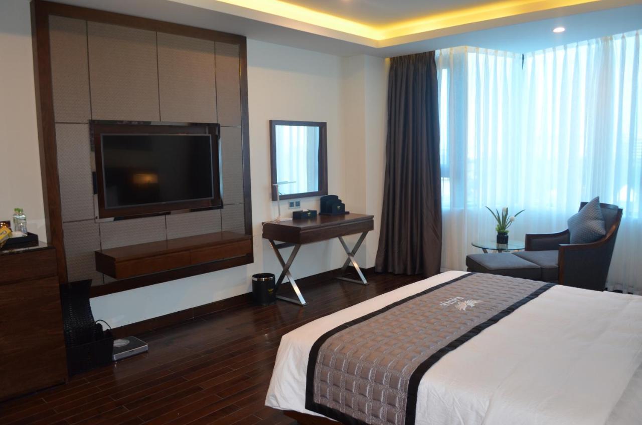 Eagle Hotel Dai Tiet Luaran gambar